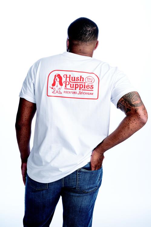 erkekler beyaz Hush Puppies retro basset hound grafik tee X268F364